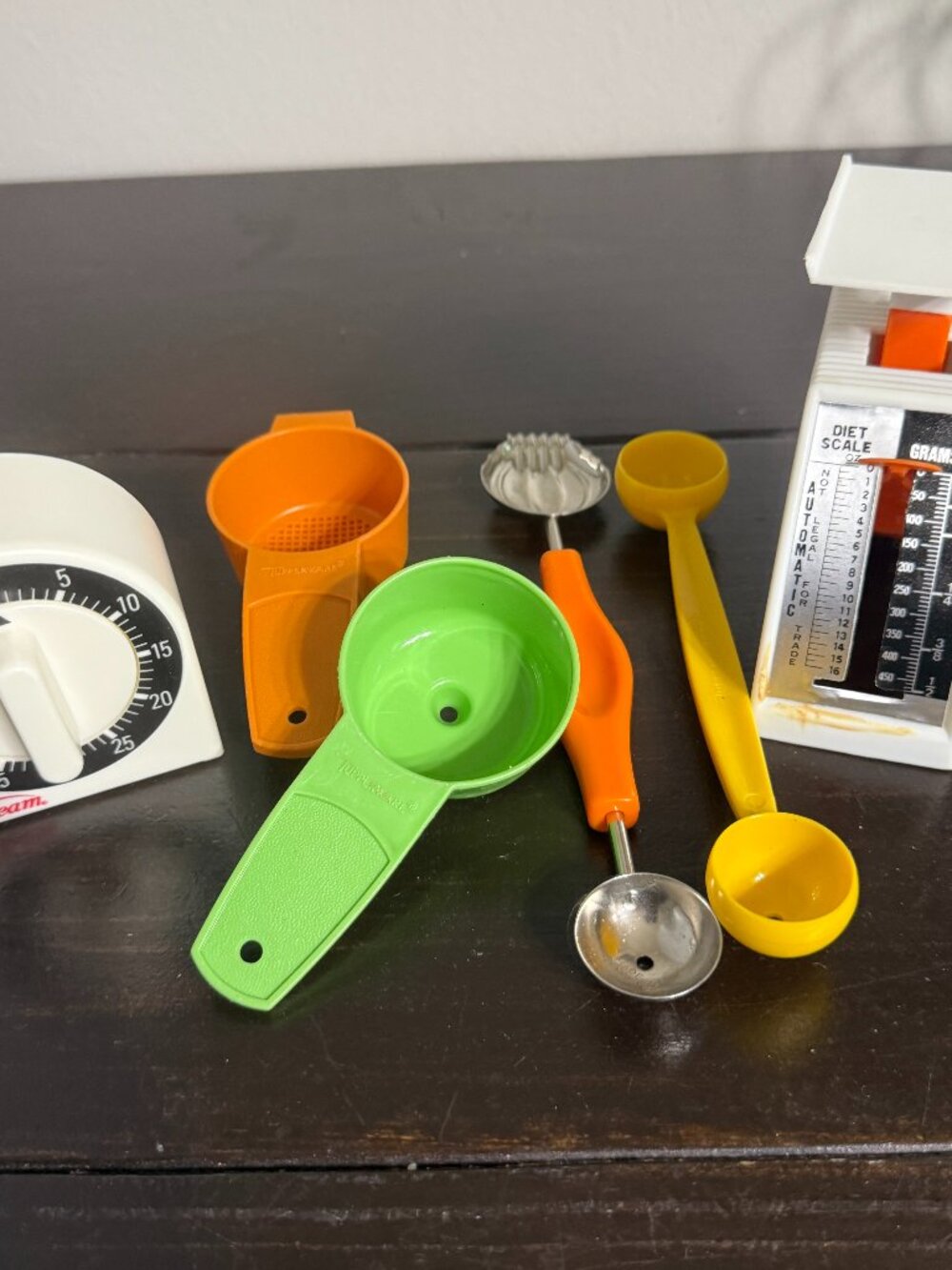 Tupperware Sunbeam Gadgets Kitchen Tools Vintage Garnish Mini Funnel Melon Timer